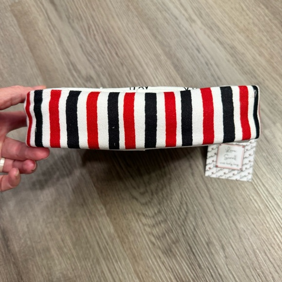 Brighton Love Scroll Crossbody - Picture 5 of 12